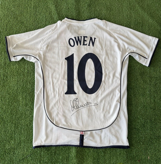 England 2001 Number 10 Retro Home Shirt Signed Michael Owen